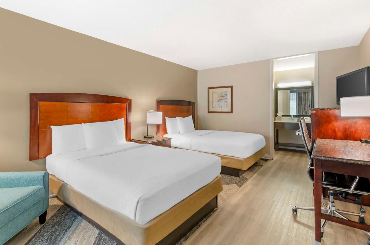 Double Room with Two Double Beds - Non Smoking at Best Western Lexington Inn