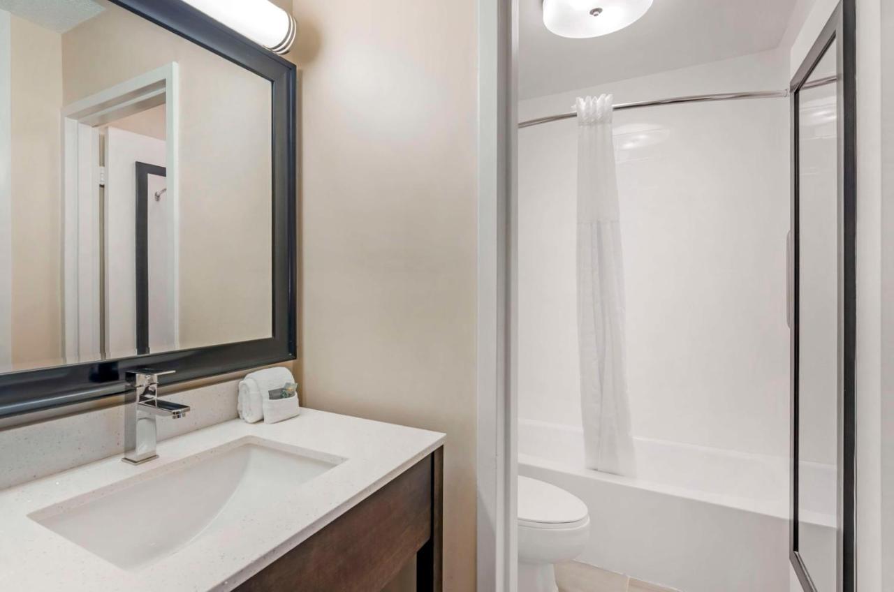 King Room - Non Smoking at Best Western Lexington Inn