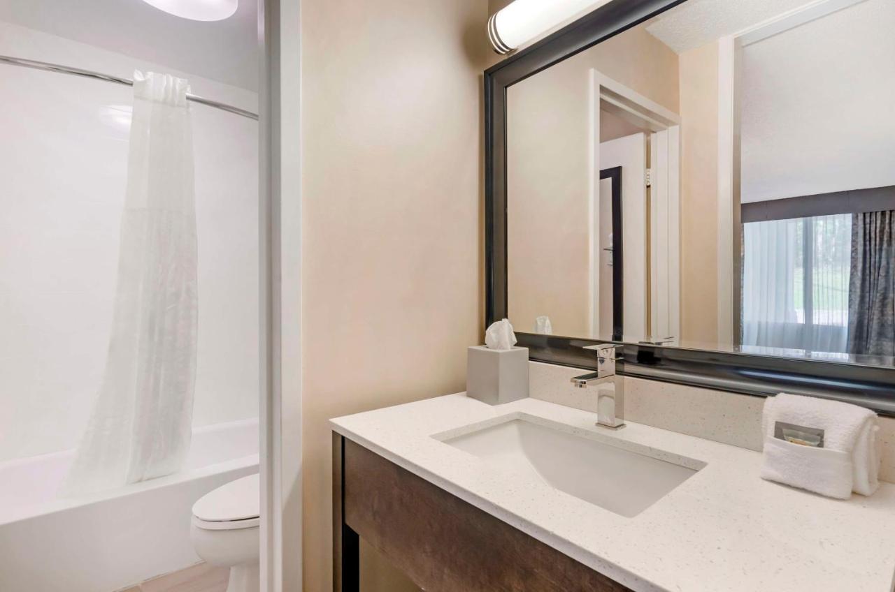 Double Room with Two Double Beds - Non Smoking at Best Western Lexington Inn