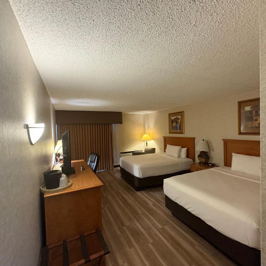 Standard Queen Room at Bismarck Hotel and Conference Center