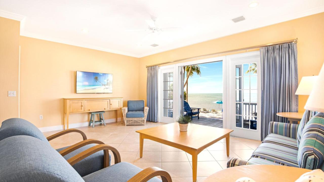 | Tranquility Bay Beachfront Hotel and Resort
