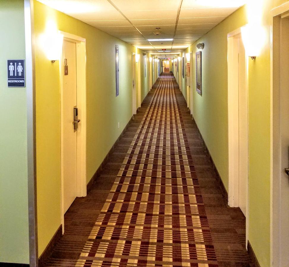  | Days Inn by Wyndham Windsor Locks / Bradley Intl Airport