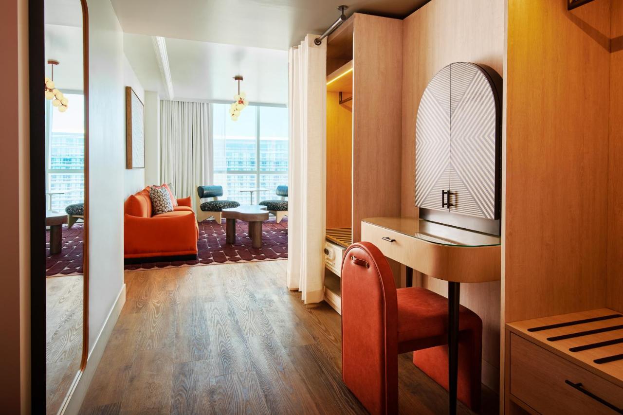 1 King Bed + 2 Queen Beds, Ruby Chamber Tower at Virgin Hotels Las Vegas, Curio Collection by Hilton