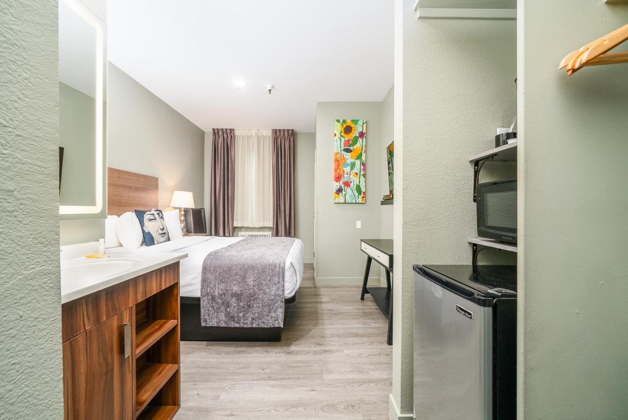 King Room - Non-Smoking at Urban Boutique Hotel