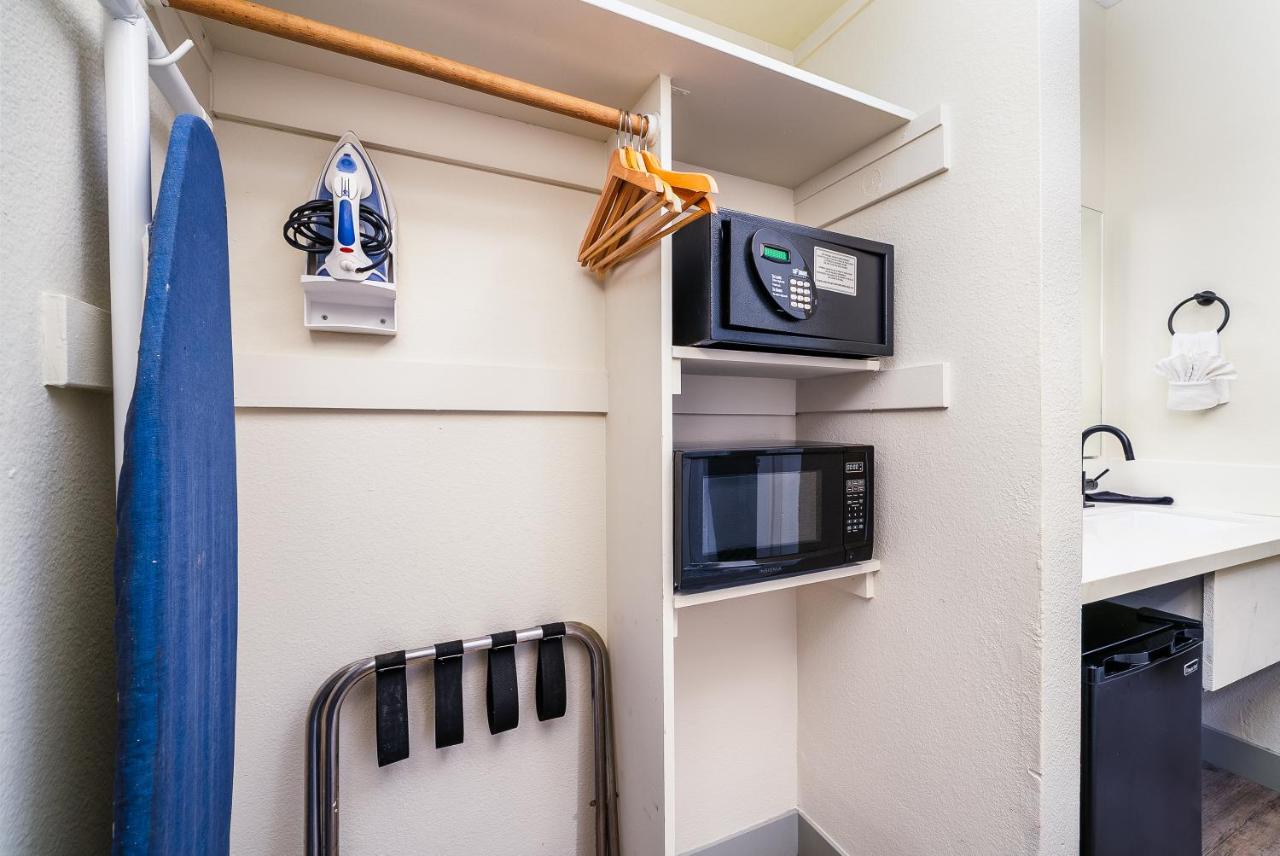 Budget Double Room at Urban Boutique Hotel
