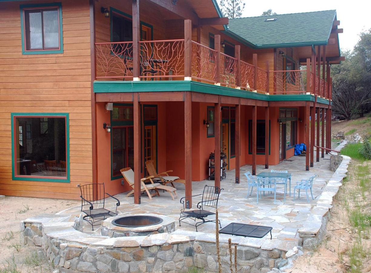 | Sierra Trails Inn