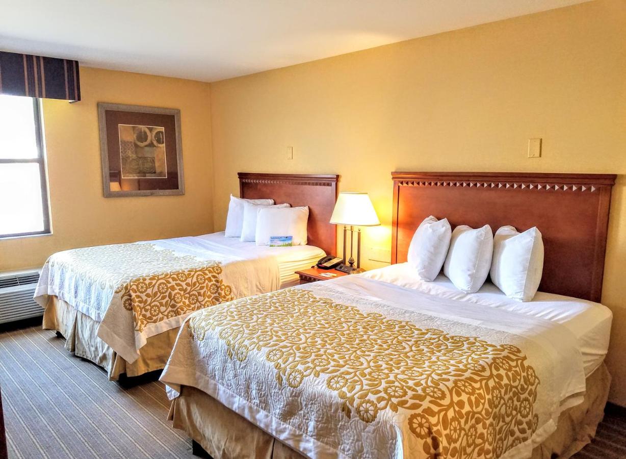 | Days Inn by Wyndham Windsor Locks / Bradley Intl Airport
