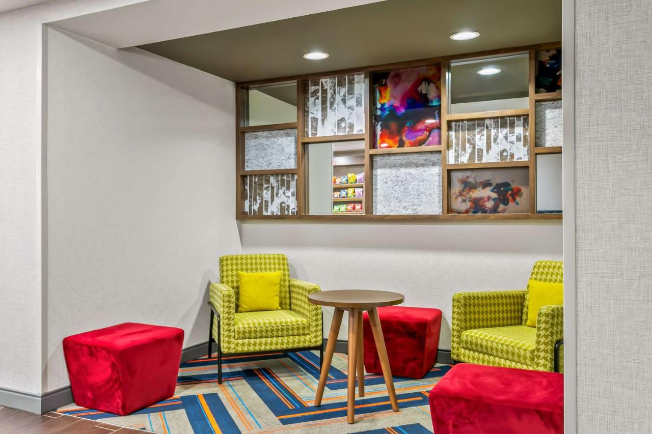  | Hampton Inn Bowie