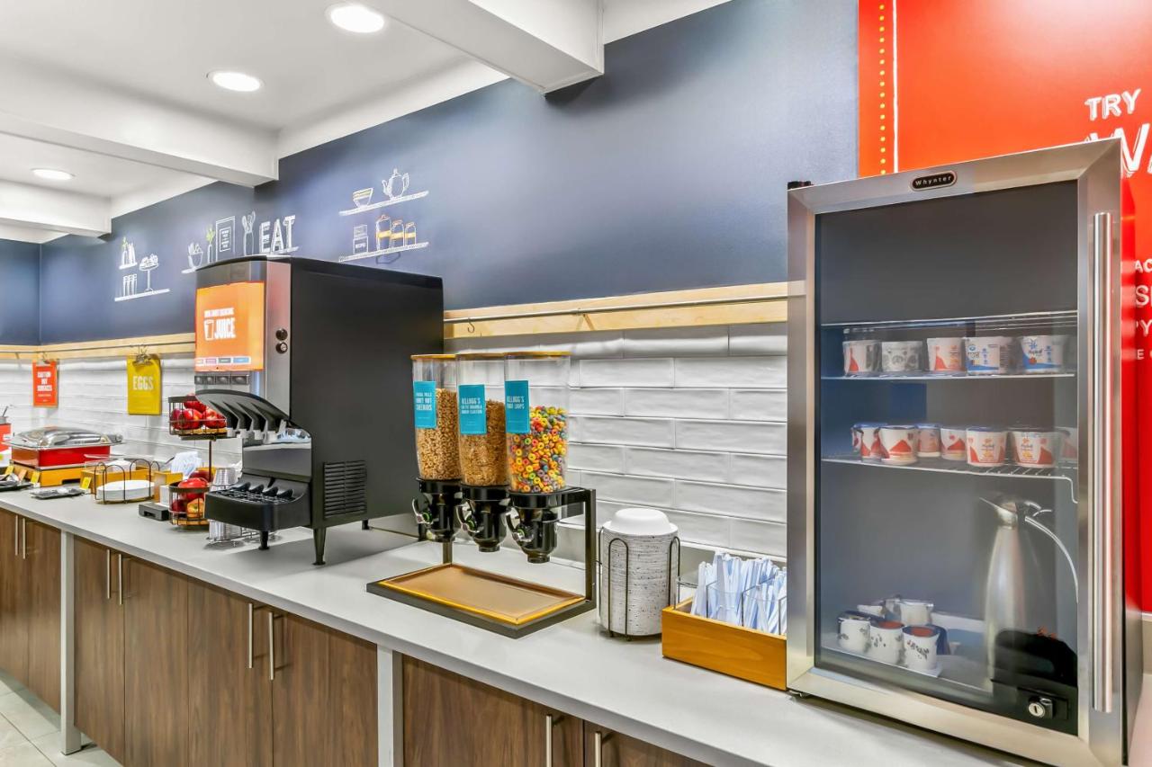  | Hampton Inn Bowie