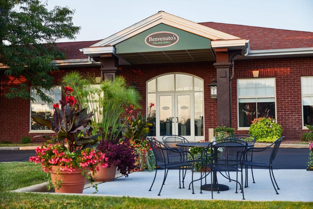 | Holiday Inn Hotel & Suites Madison West, an IHG Hotel