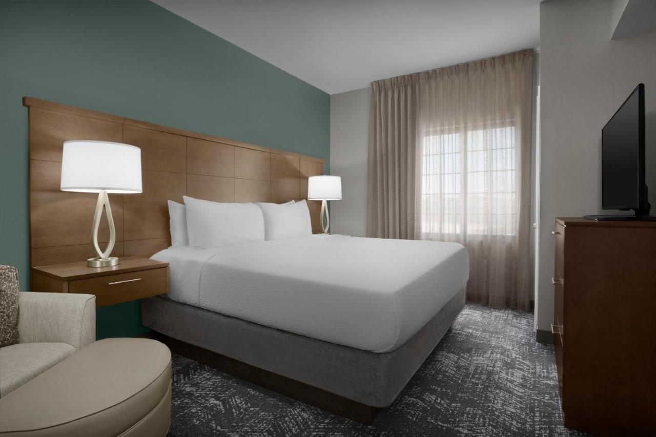 One-Bedroom King Suite at Staybridge Suites Forth Worth West by IHG