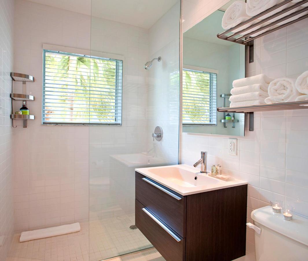 Studio with Queen Bed at 1818 Meridian House Apartments and Suites by Eskape Collection