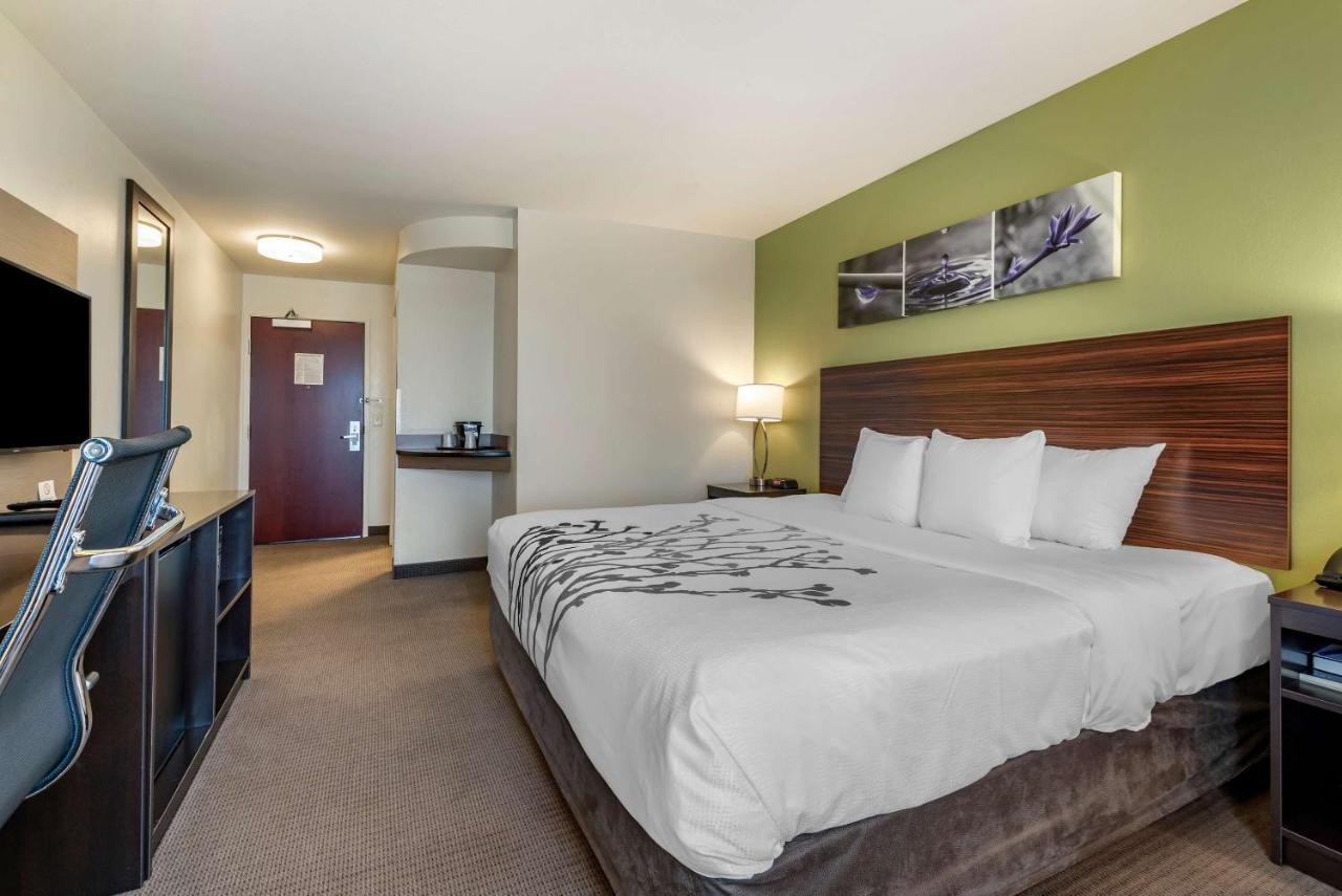 | Sleep Inn & Suites Oakley I-70