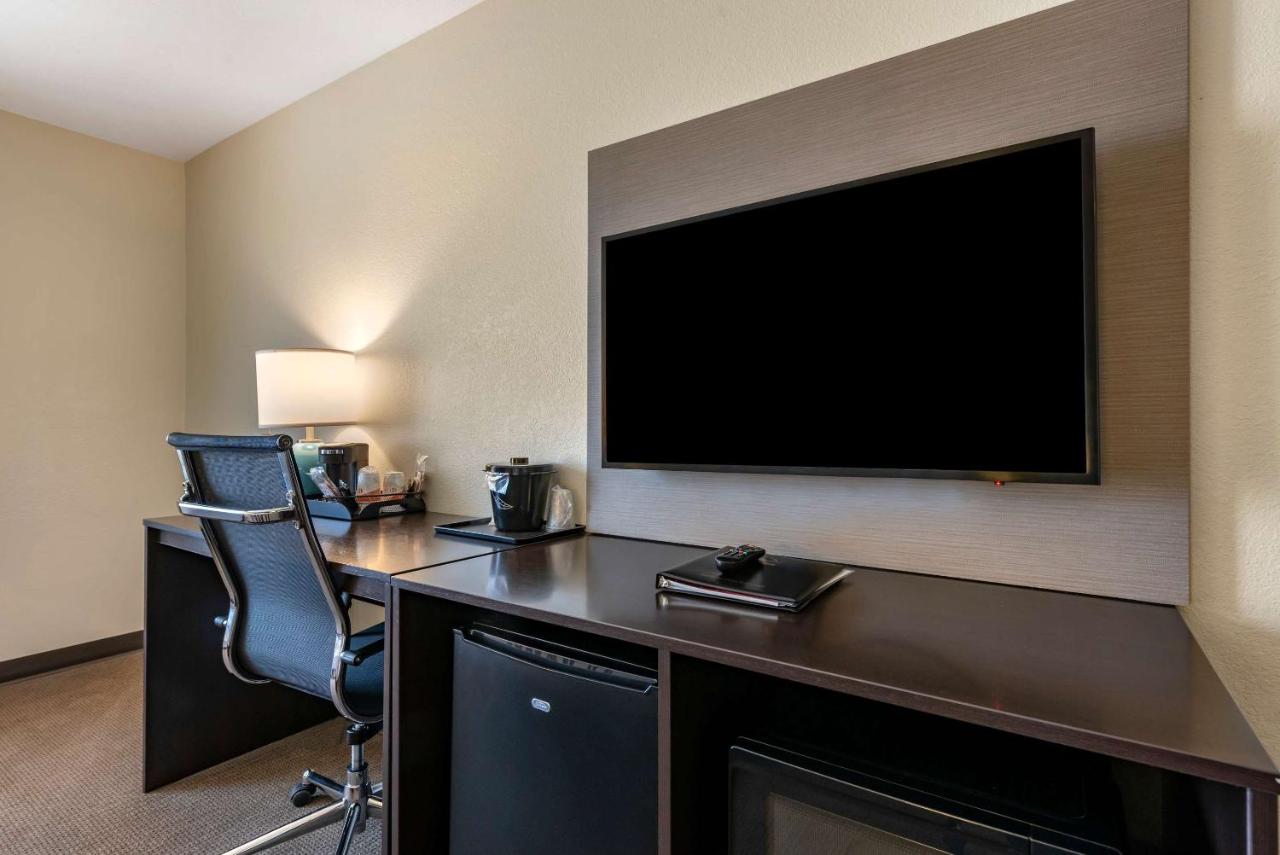  | Sleep Inn & Suites Oakley I-70