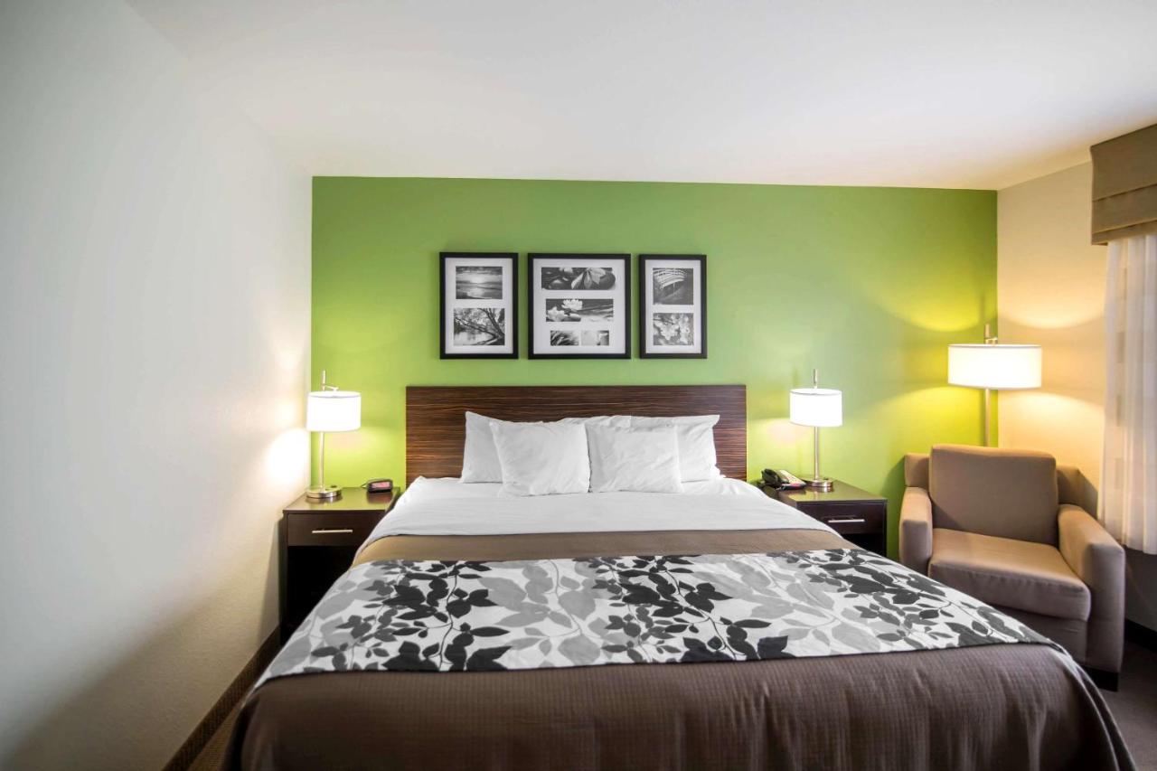 | Sleep Inn & Suites Haysville