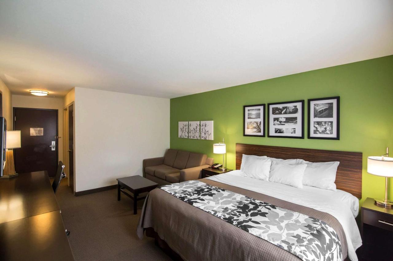 | Sleep Inn & Suites Haysville