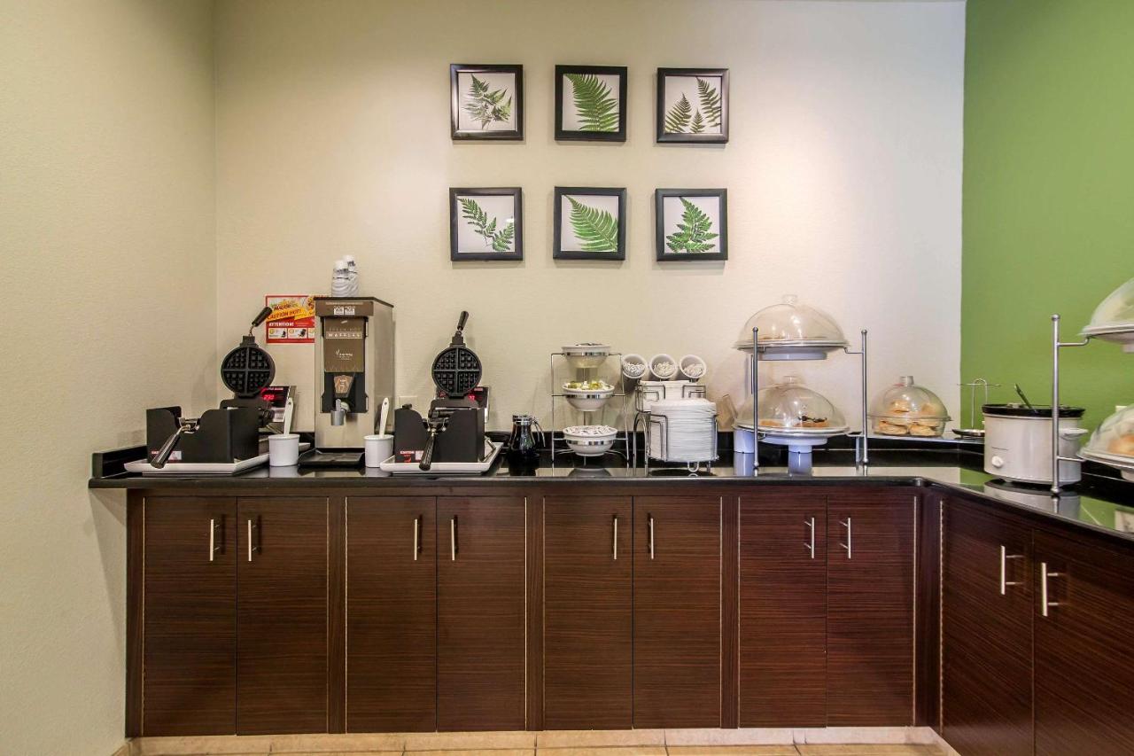 | Sleep Inn & Suites Haysville