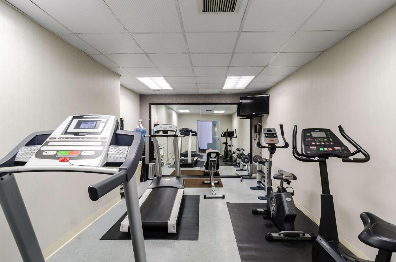 | Quality Inn West Springfield
