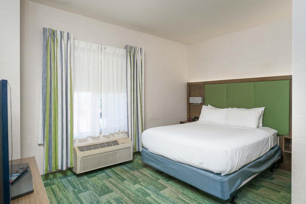  | Triple Play Resort Hotel & Suites