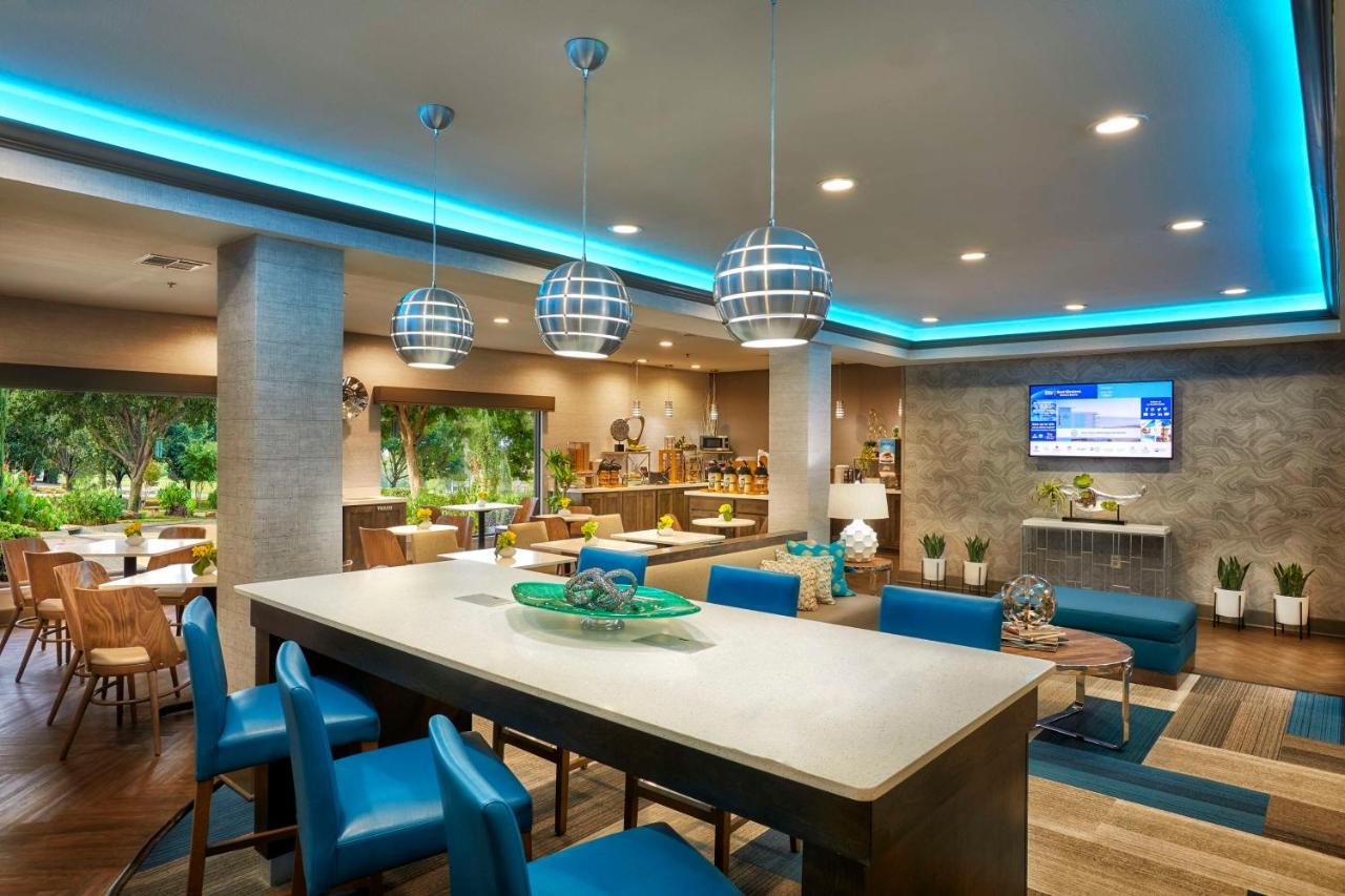 | Best Western Plus Lewisville Flower Mound