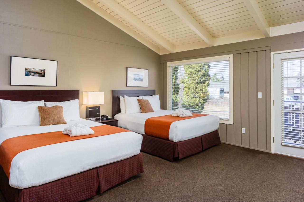 | Earthbox Inn & Spa
