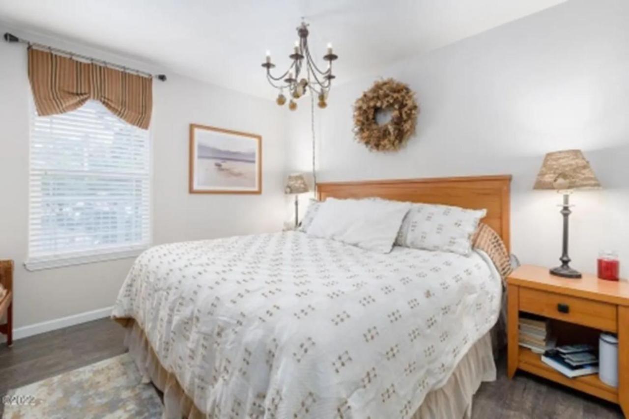 | The Landing at Newport Condominium Hotel