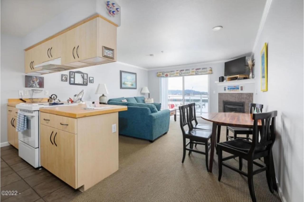| The Landing at Newport Condominium Hotel