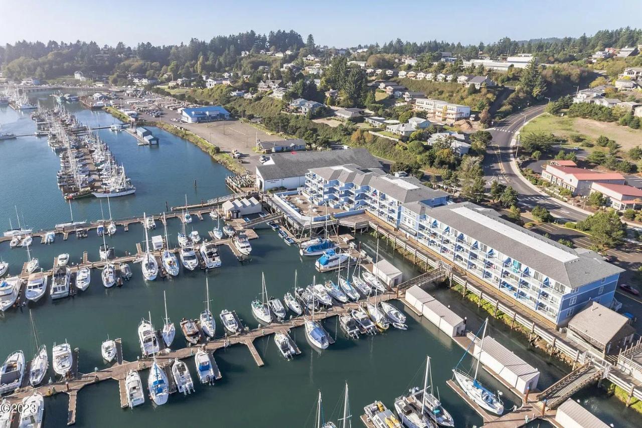 | The Landing at Newport Condominium Hotel