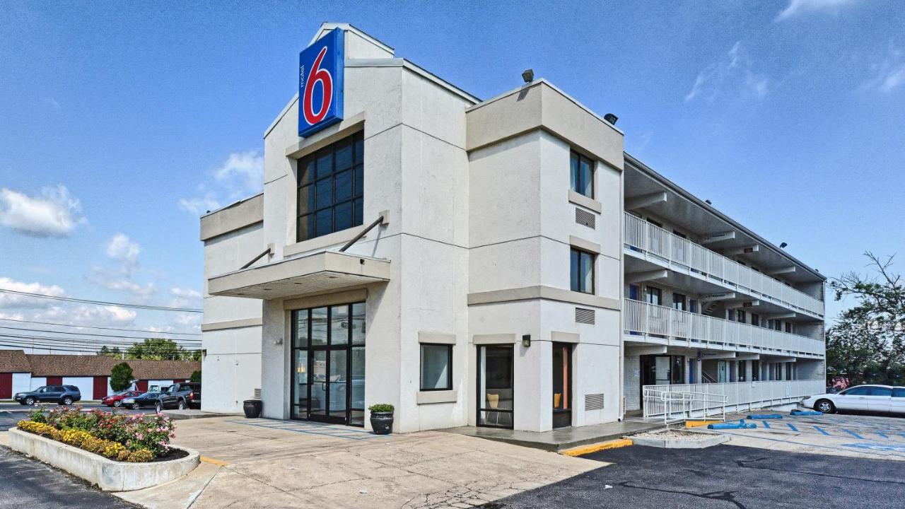 | Motel 6-Maple Shade Township, NJ - Philadelphia - Mt Laurel