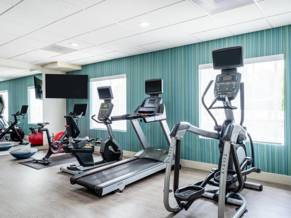 | Holiday Inn Express Lodi, an IHG Hotel