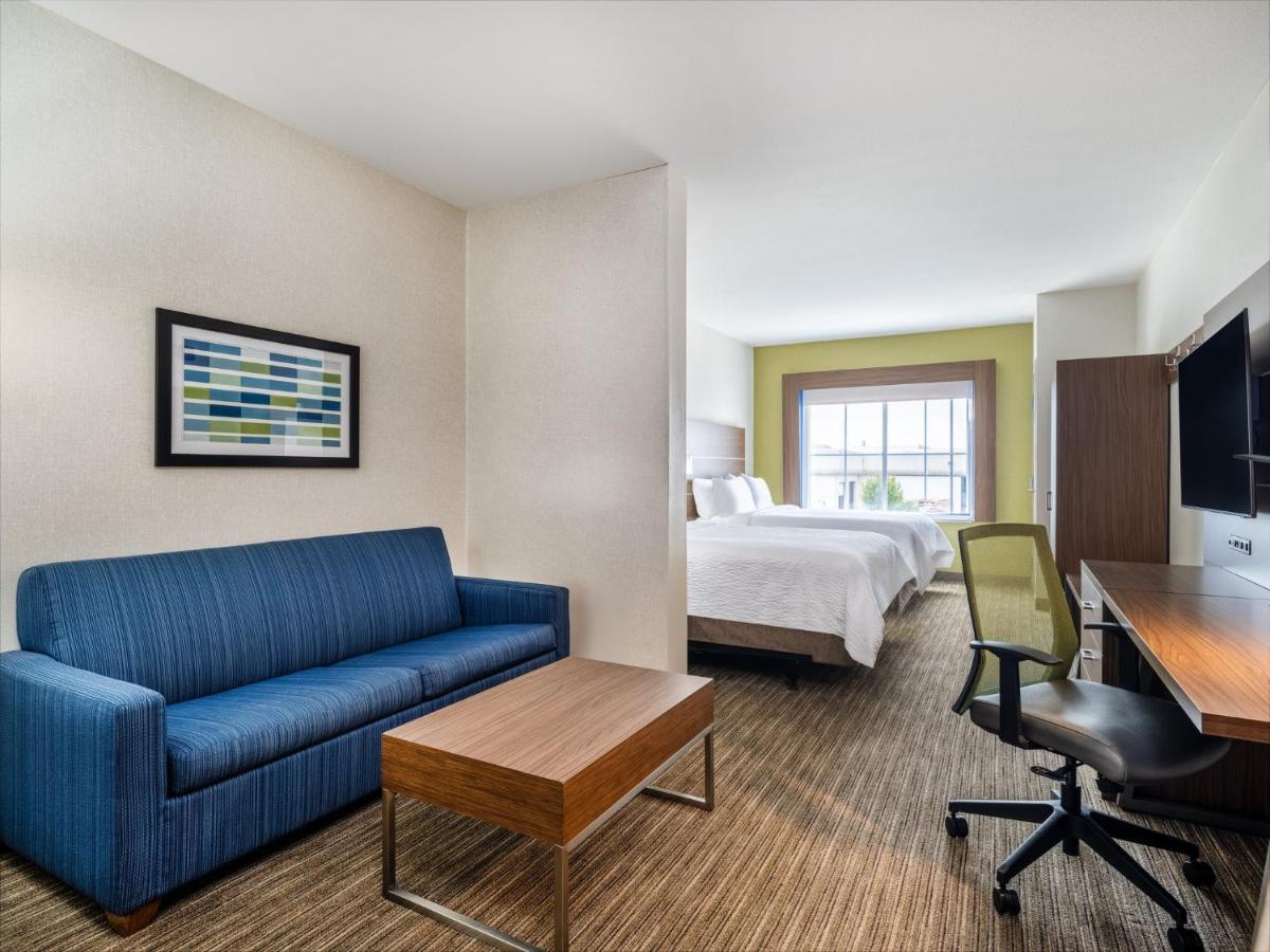 | Holiday Inn Express Lodi, an IHG Hotel