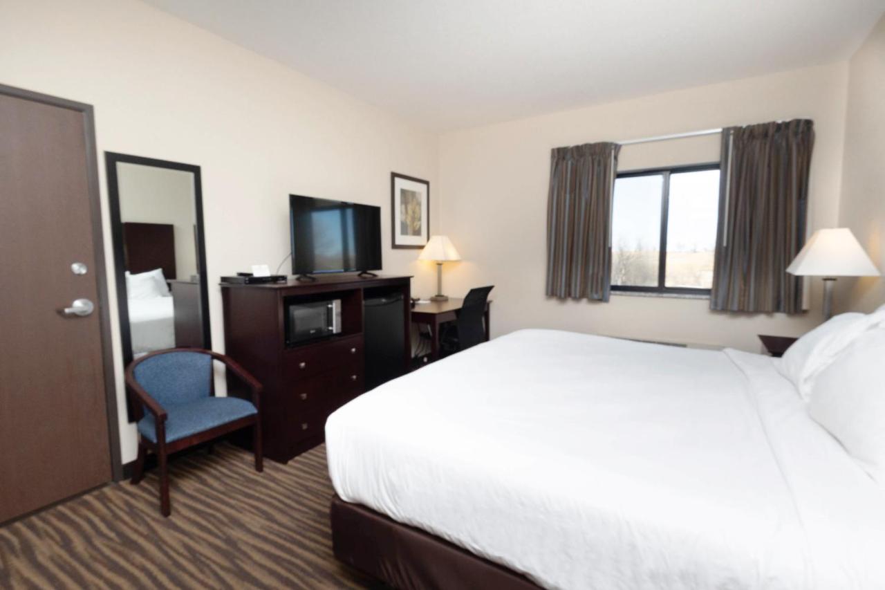 | Cobblestone Inn & Suites - Maryville