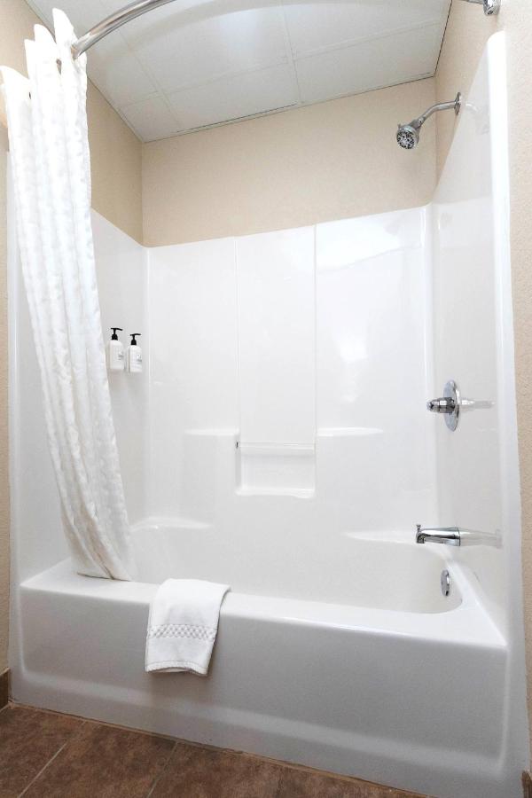 Suite at Cobblestone Inn & Suites - Maryville