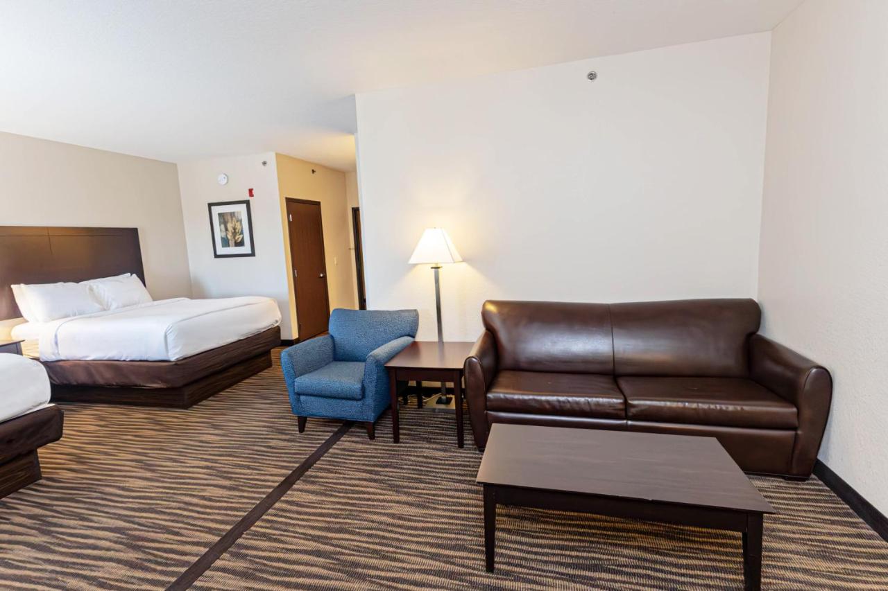 Apartment at Cobblestone Inn & Suites - Maryville