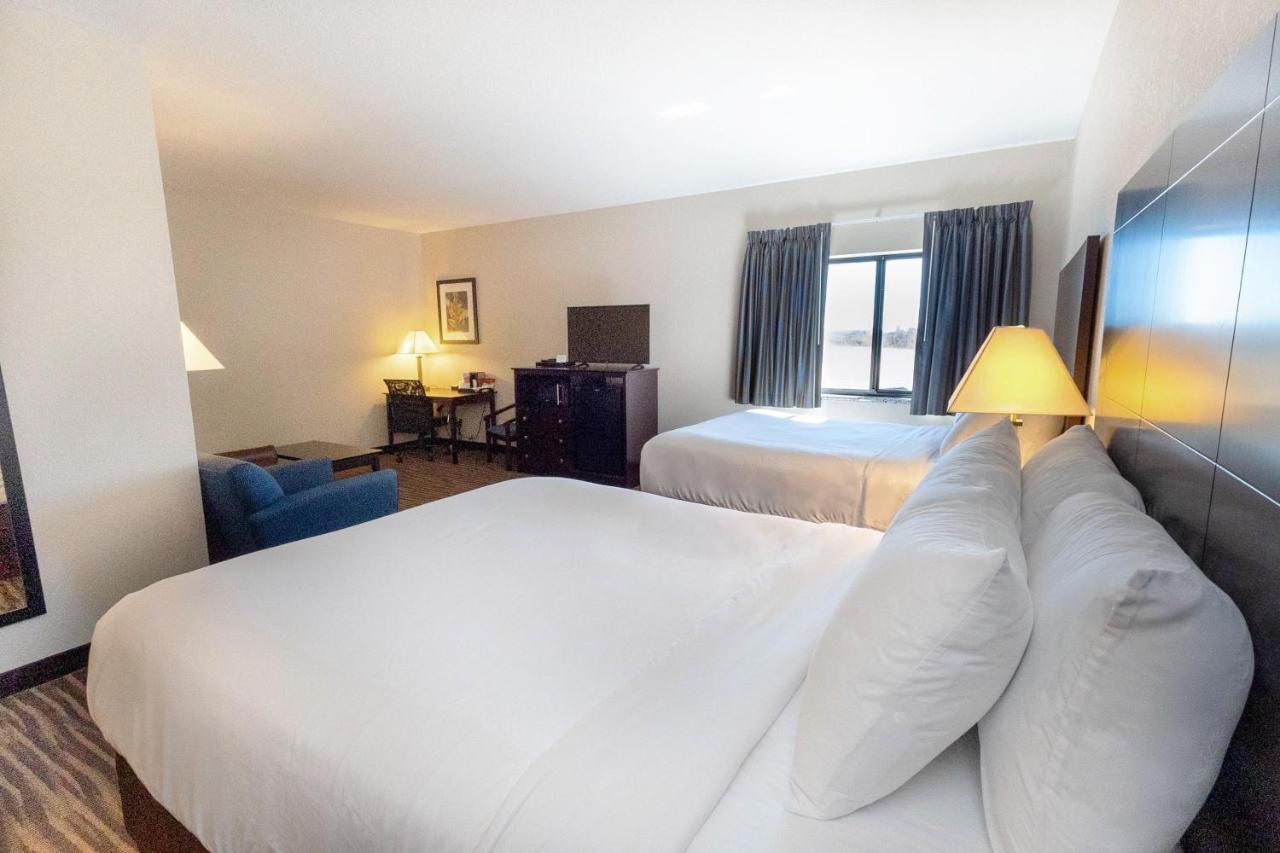 Apartment at Cobblestone Inn & Suites - Maryville