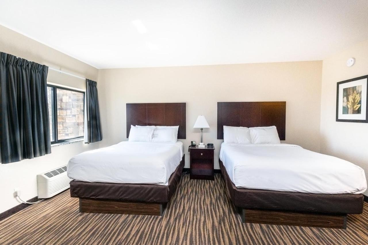 Queen Studio at Cobblestone Inn & Suites - Maryville