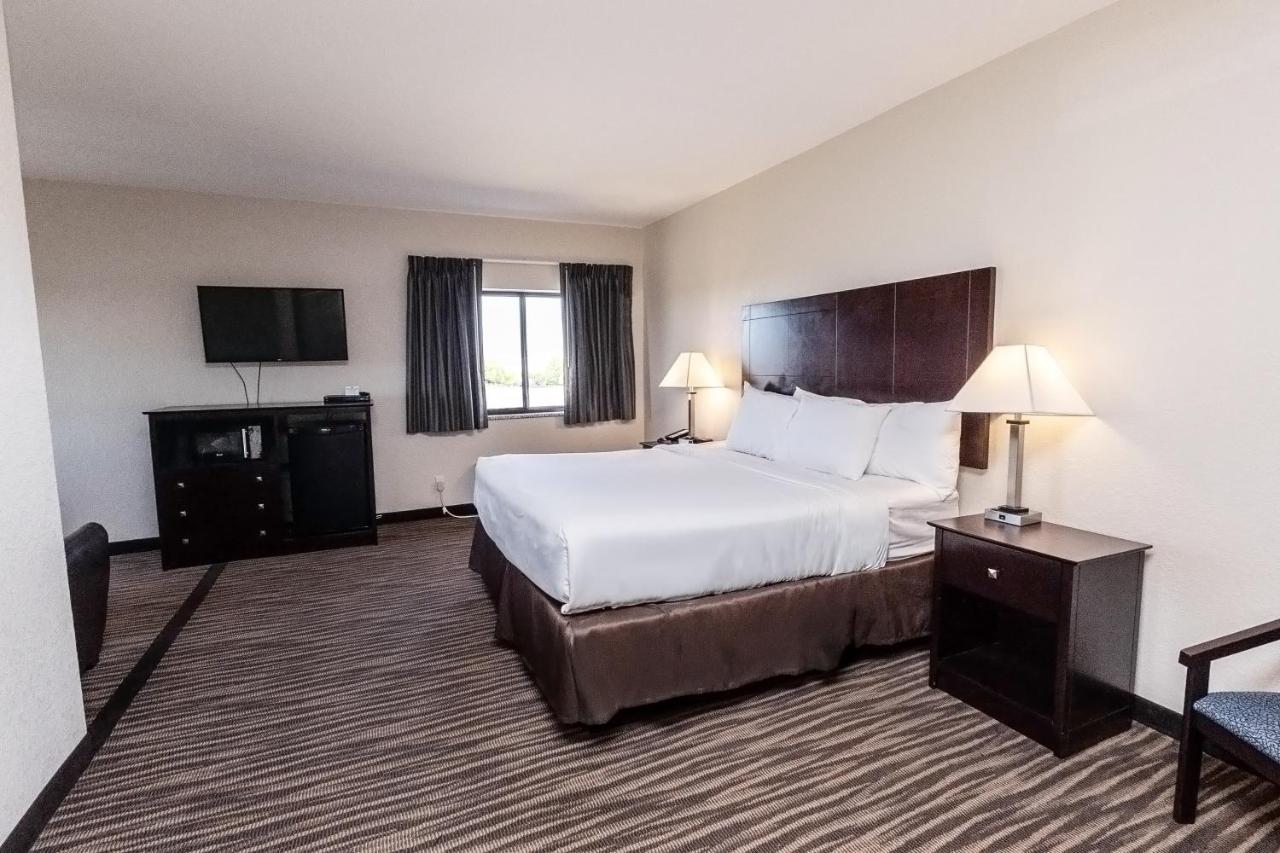 | Cobblestone Inn & Suites - Maryville