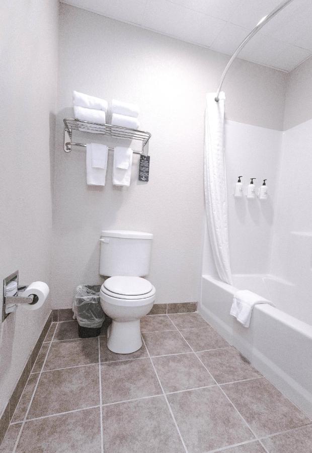 Suite at Cobblestone Inn & Suites - Maryville