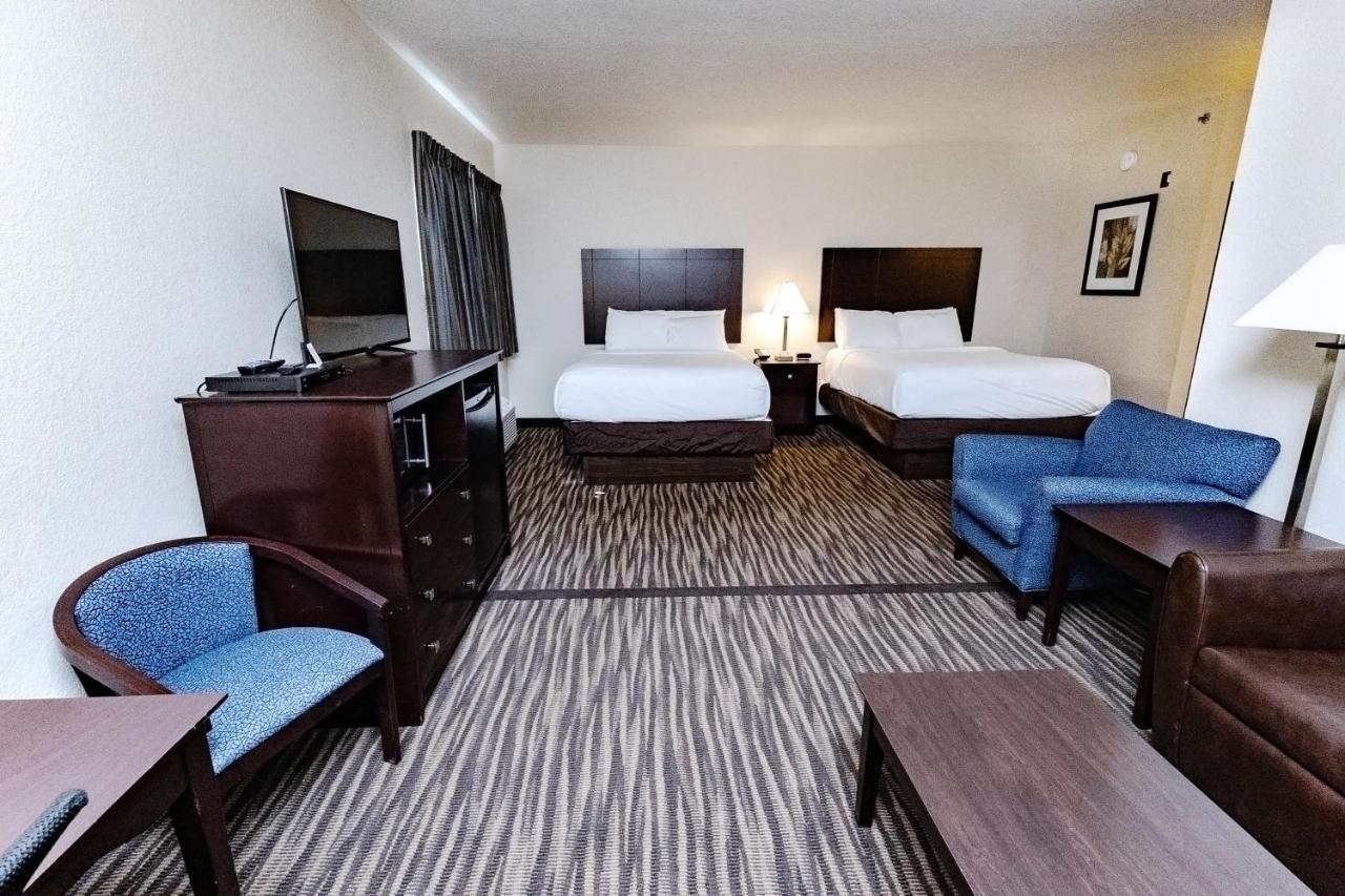 Apartment at Cobblestone Inn & Suites - Maryville