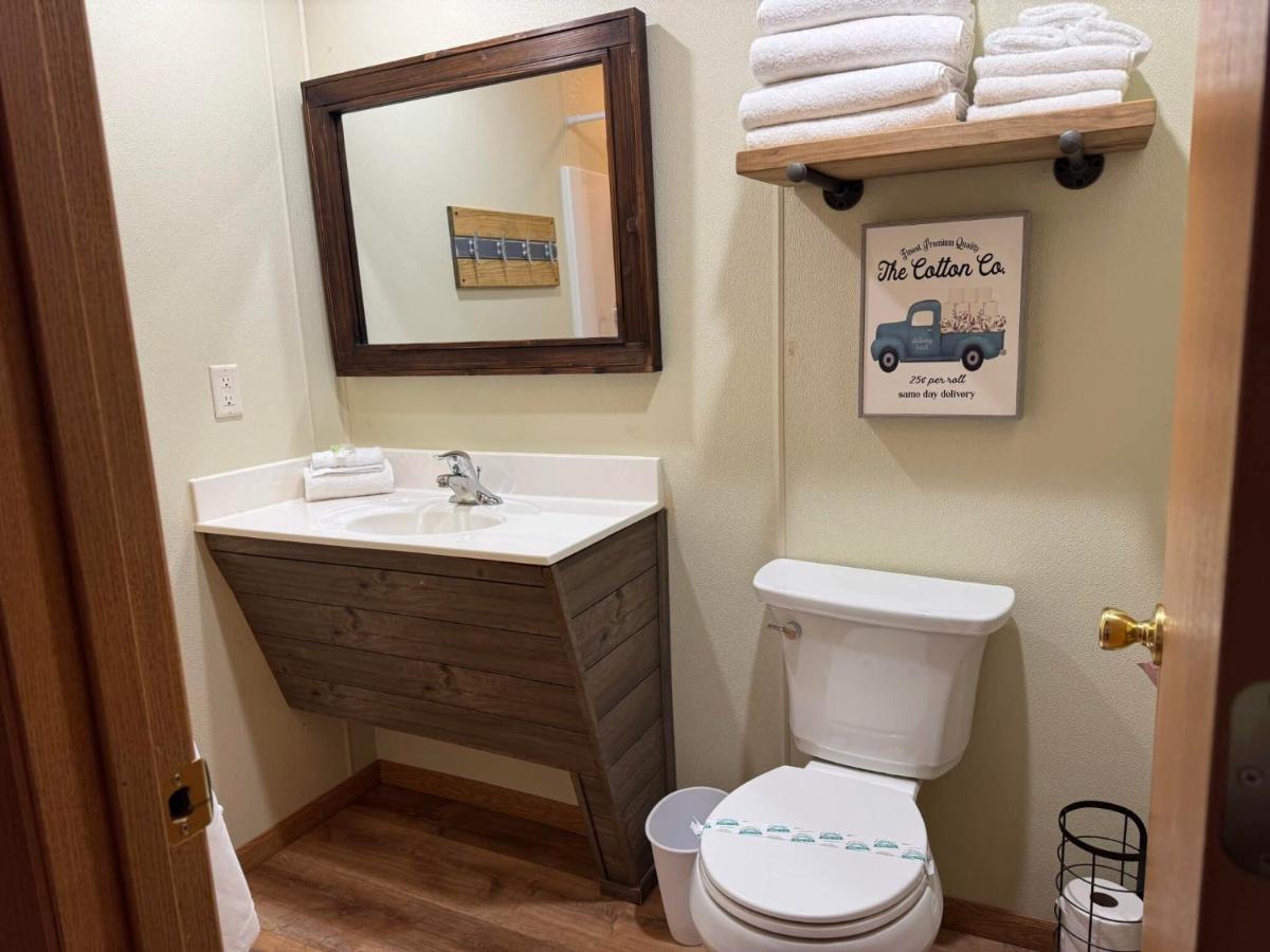 Two-Bedroom Cabin at Point View Resort