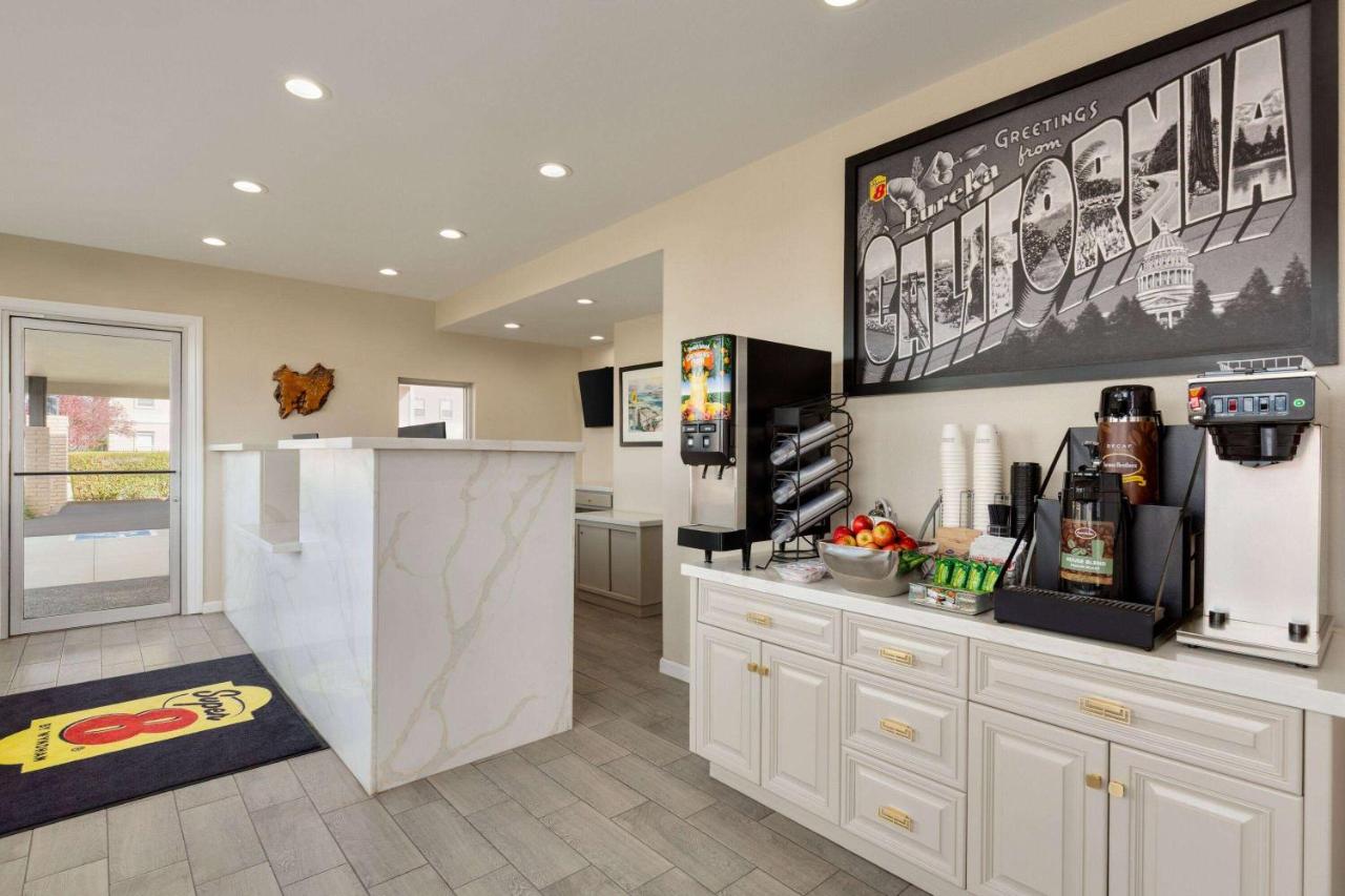 | Super 8 by Wyndham Eureka