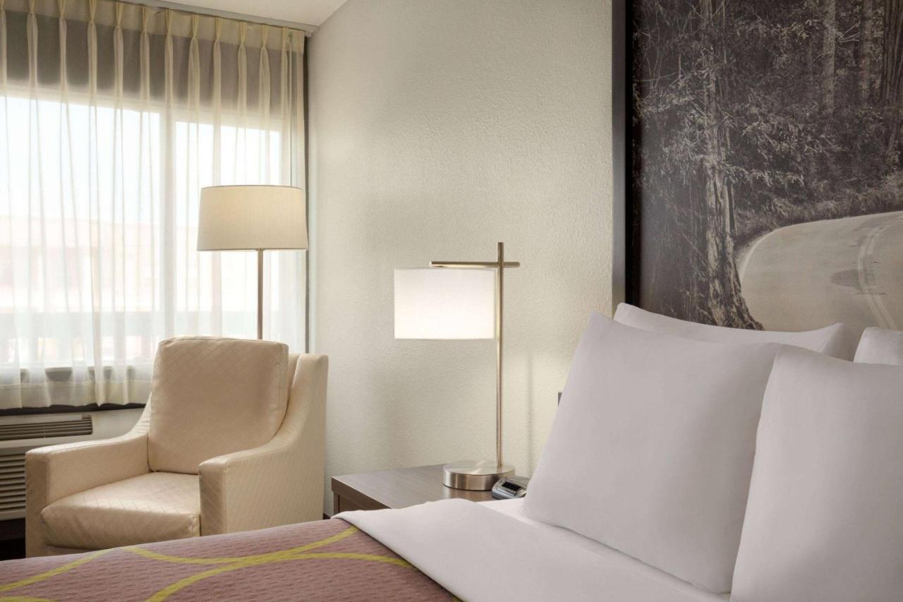 Super 8 by Wyndham Eureka