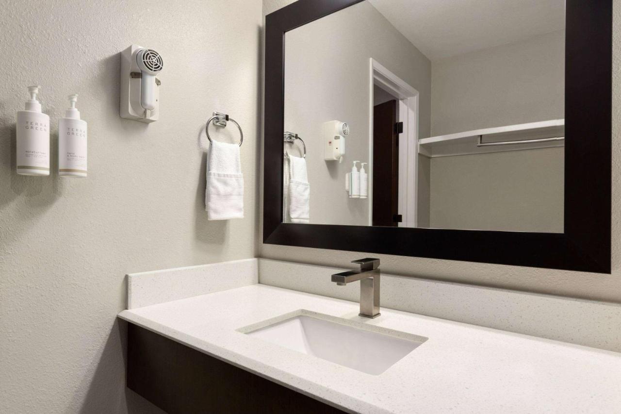 Super 8 by Wyndham Eureka