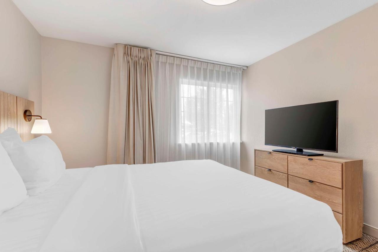  | Sonesta Simply Suites Baltimore BWI Airport