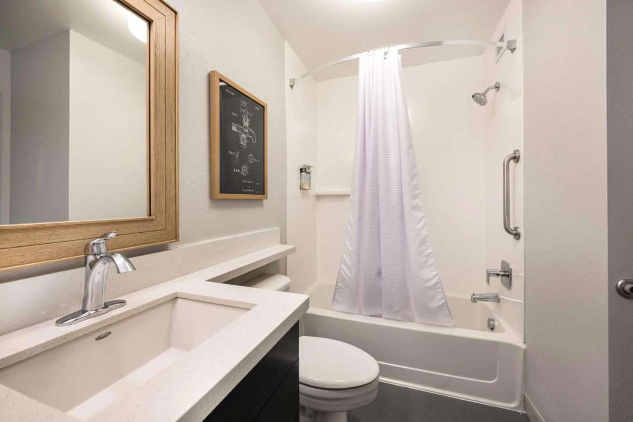  | Sonesta Simply Suites Baltimore BWI Airport