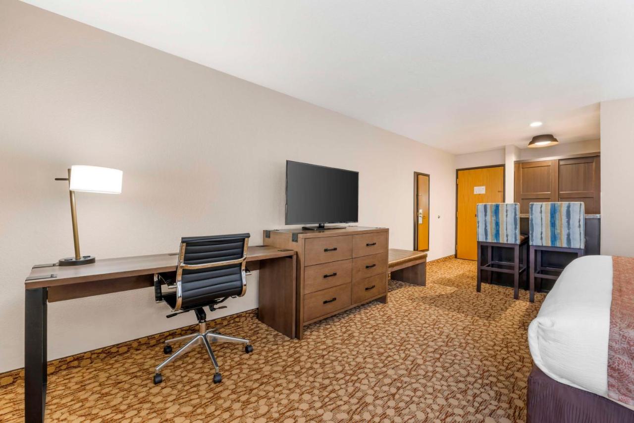 | Best Western Plus Mill Creek Inn
