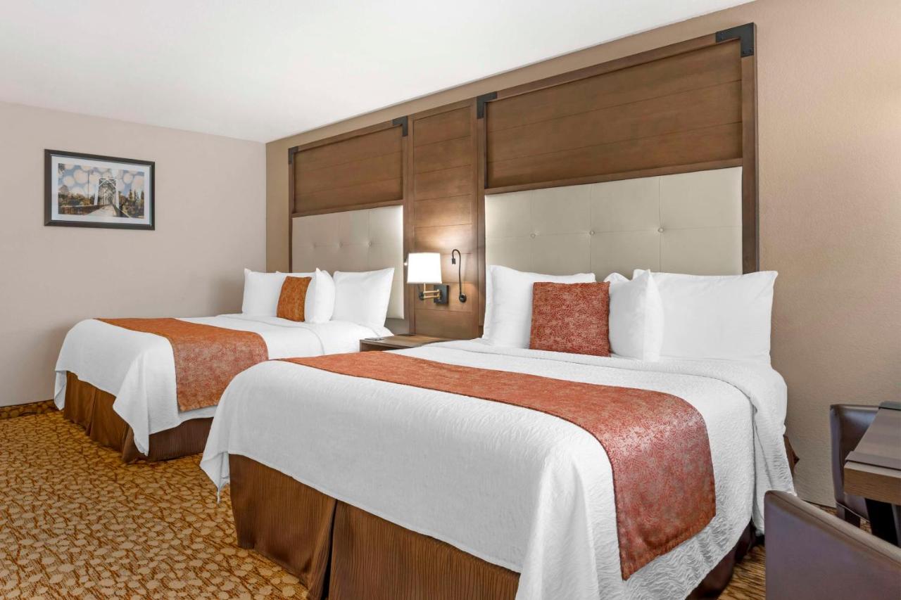 | Best Western Plus Mill Creek Inn
