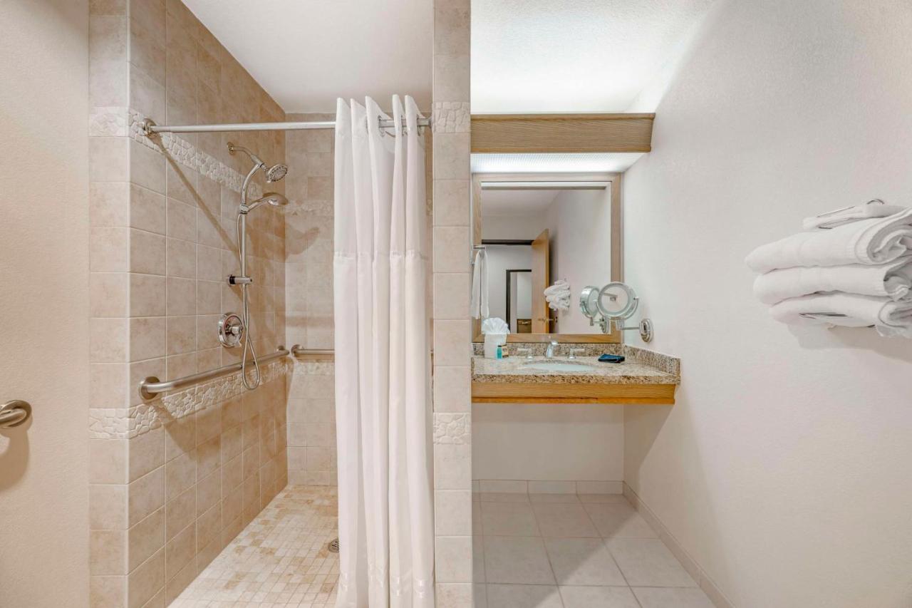 | Best Western Plus Mill Creek Inn