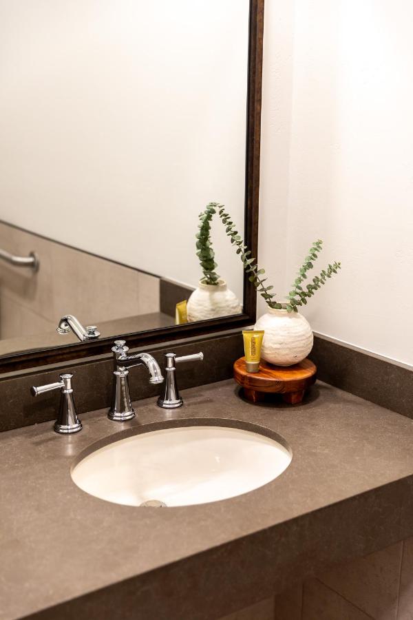 King Room - Disability Access at Ayres Hotel Redlands – Loma Linda