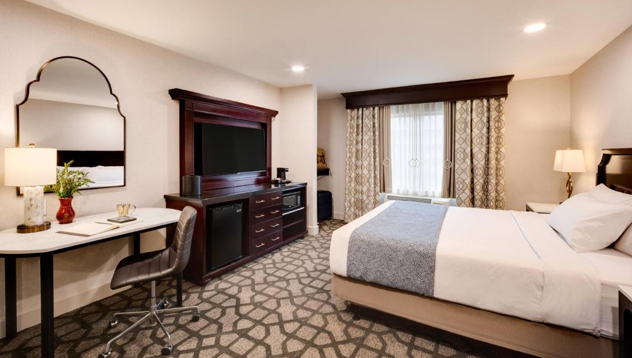 King Room - Disability Access at Ayres Hotel Redlands – Loma Linda